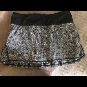 Lulu lemon tennis skirt